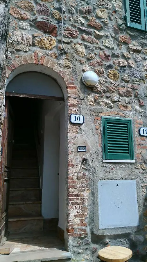 Country house La Casa Di Pasquino Guest House Lama