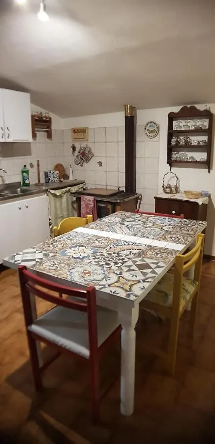 La Casa Di Pasquino Guest House Lama  Lama (Tuscany)