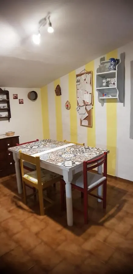 La Casa Di Pasquino Guest House Lama  0*, Lama (Tuscany)